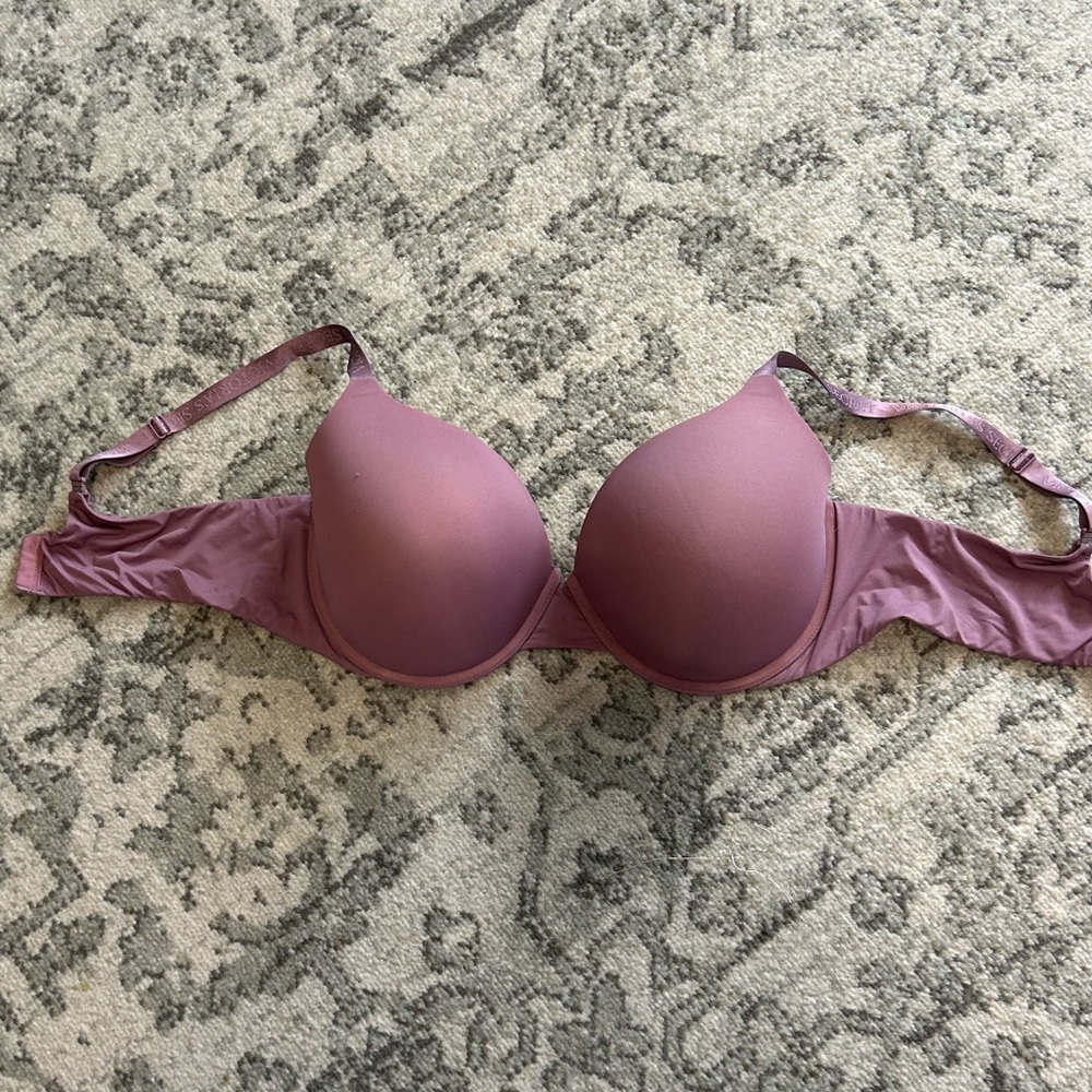 Victoria’s Secret Bra Pink in color.